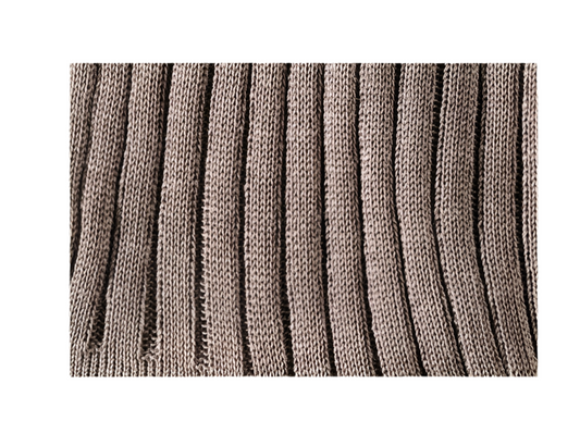 chaussettes taupe en fil d’écosse